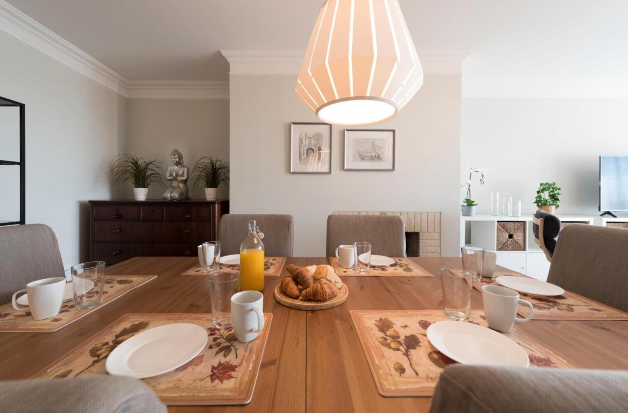 Lovelystay - Charming 3Br Flat W/ Free Parking In Devesas Вила Нова ди Гая Екстериор снимка